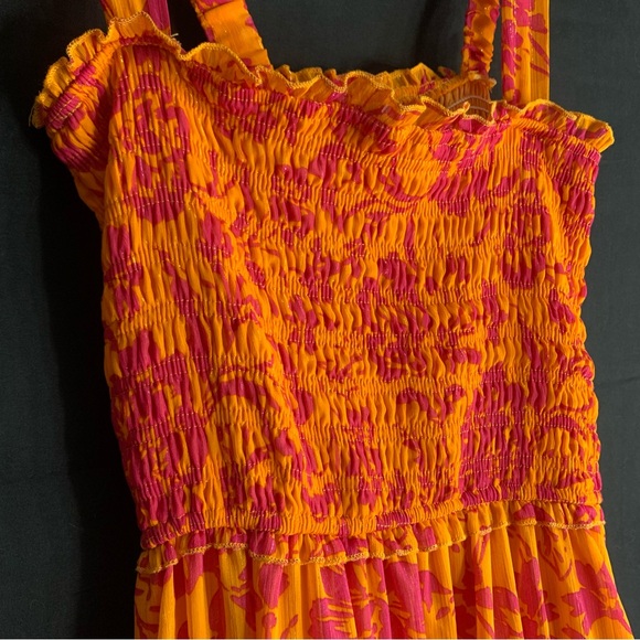 NWT Umgee Vibrant Orange and Pink Floral Smocked Tiered Dress, size L - Picture 5 of 10